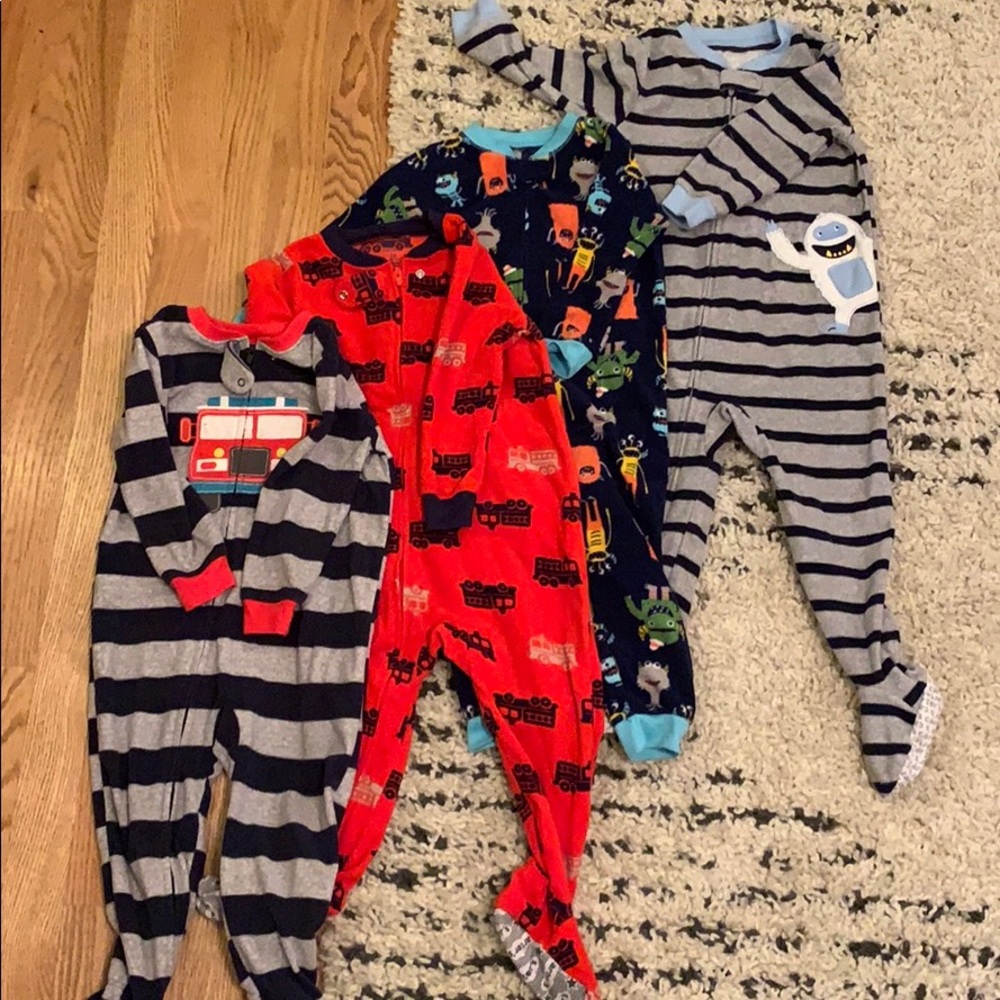 4 pairs Carter’s warm footie pajamas 24 months